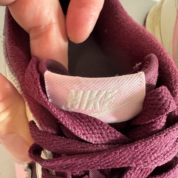 Nike Dunks Low Valentine's Day Burgundy/pink - Picture 3 of 6